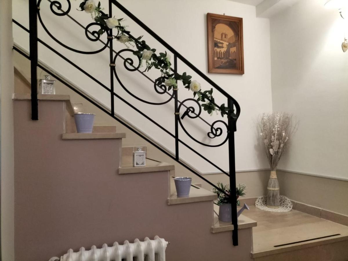 Domus Mariae B&B Assisi Exterior foto