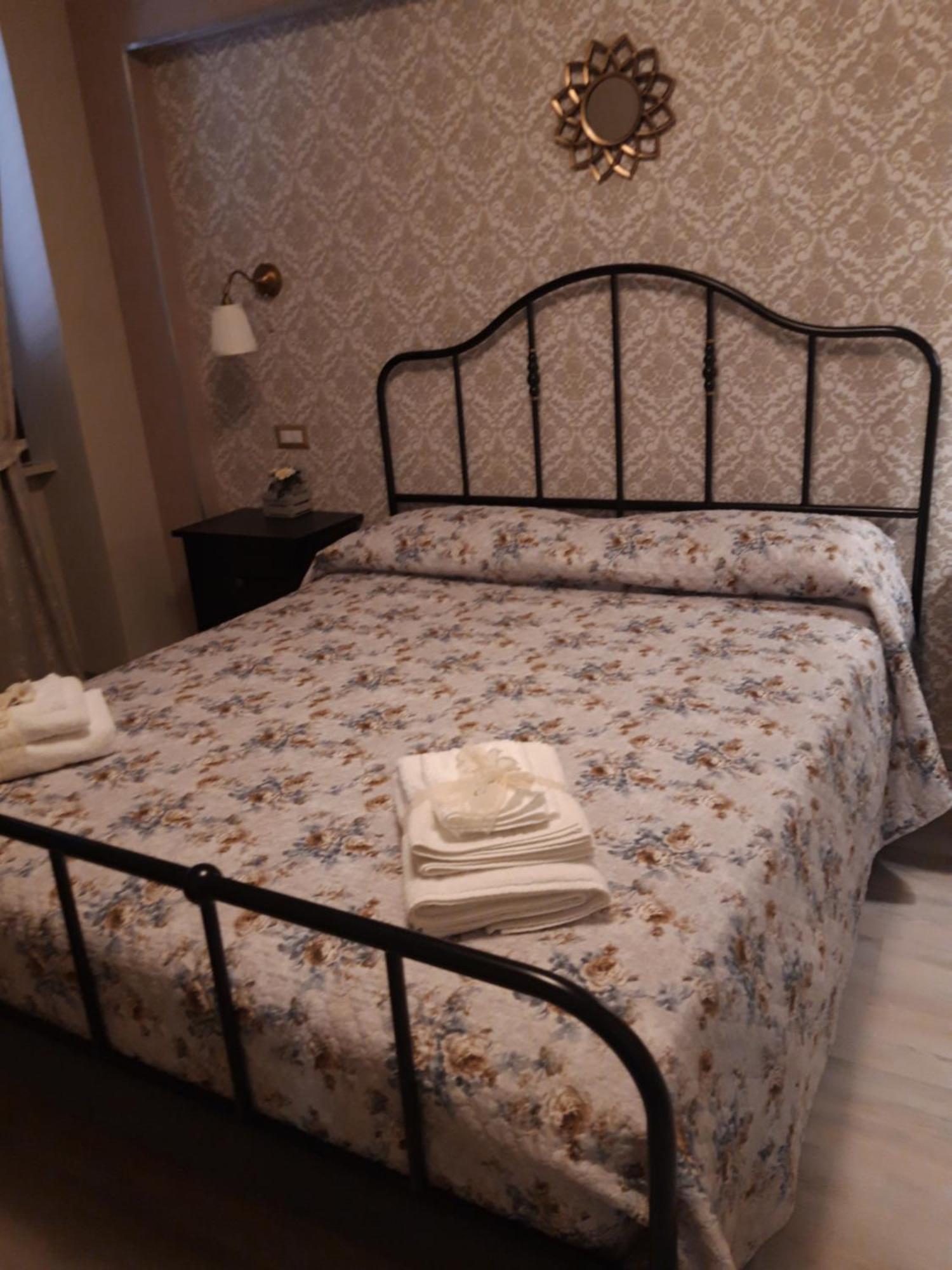 Domus Mariae B&B Assisi Zimmer foto